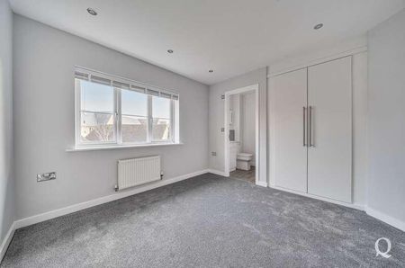 Primrose Avenue, Sittingbourne, Kent, ME10 - Photo 4