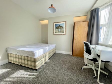 4 bedroom house share to rent - Photo 2