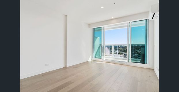 Luxury living in North Melbourne - Photo 1