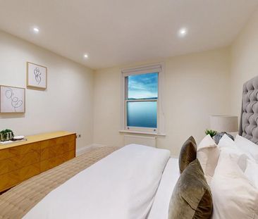 4 bedroom terraced house to rent - Photo 1