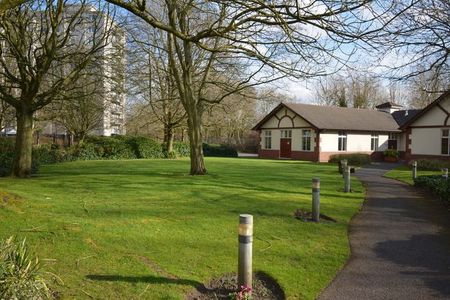 Kersal way - Photo 4