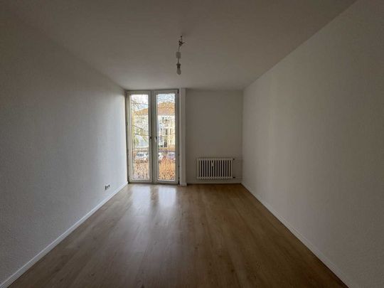 Schöne 4-Zimmer-Wohnung mit Garten!!! WBS erforderlich! - Photo 1