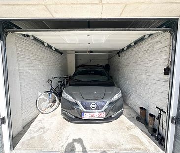 Uniek & instapklaar appartement met 3 slaapkamers, garage & zicht op het Zuidpark te Gent! - Foto 1