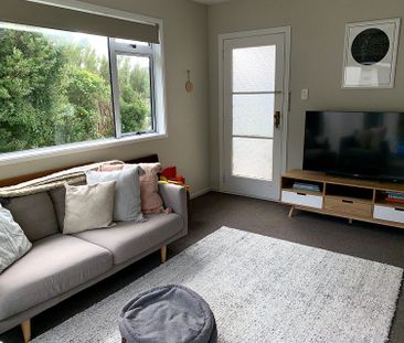 Modernised, warm and sunny home - Photo 3