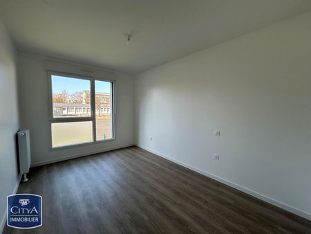 Location Appartement 4 pièces 81m² CAEN 14000 - Photo 2