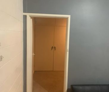 2/5 Leck St, Crestwood NSW 2620 - Apartment For Rent | Domain - Photo 1