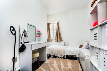 3 bedroom apartment to rent - Photo 5