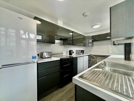 5 bedroom house share to rent - Photo 3