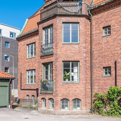 Hel våning i anrik fastighet i centrala Borås - Photo 1