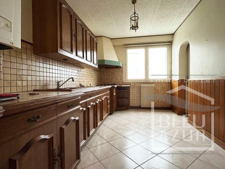 Location Appartement 3 pièces 85m² LUCON 85400 - Photo 2