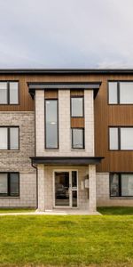 Luxueux condo neuf 4½ à louer – 1605$ / mois* - Photo 4