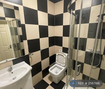 1 bedroom in a house share to rent - Photo 5