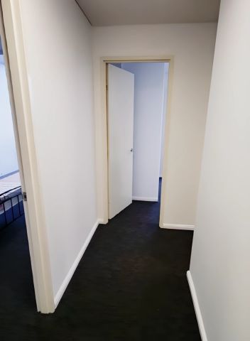 22 Danks Street, Sydney - Photo 2