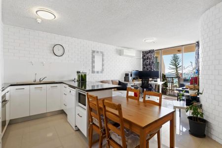 Beachside Living on Alexandra Parade — Neat, Modern & Perfectly Positioned - Photo 5