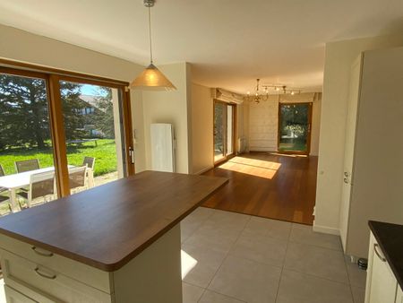 Spacious Villa in Pougny - Breathtaking view - Near Chancy train station - Photo 4