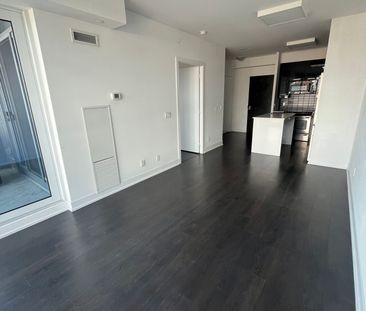 For Lease - 9471 Yonge Street Unit# 519, Richmond Hill, Ontario - Photo 2