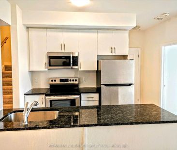 For Lease - 2635 William Jackson Drive Unit# 717, Pickering, Ontario - Photo 4