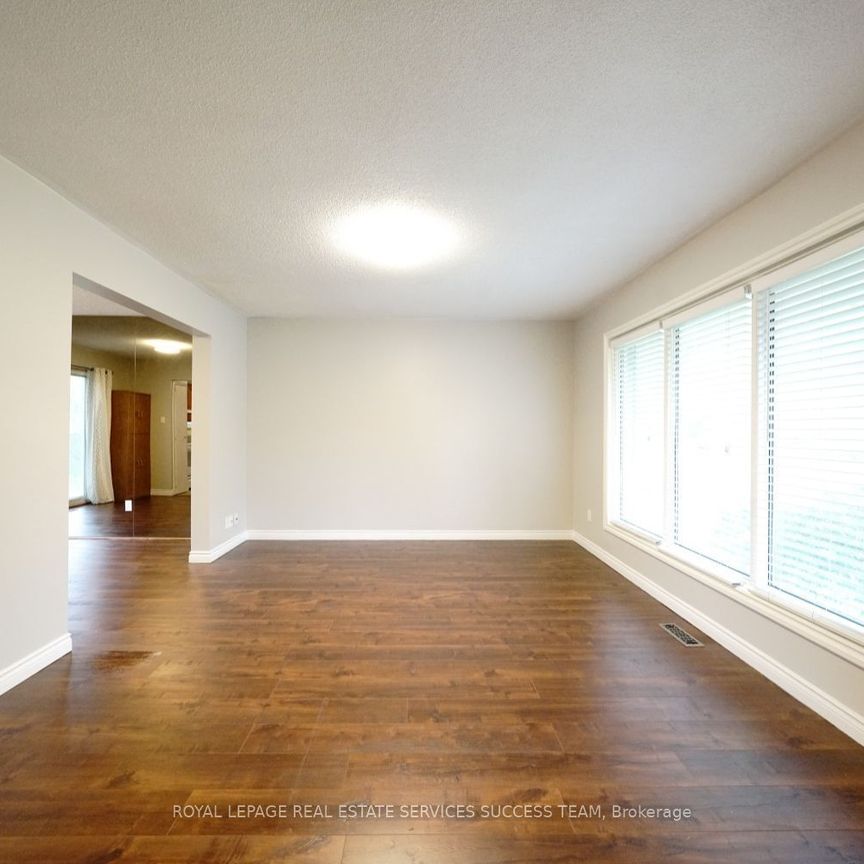 For Lease - 1355 Odessa Crescent, Oakville, Ontario - Photo 1