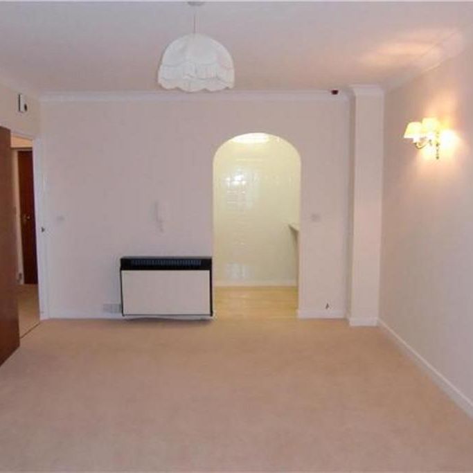 1 bedroom retirement property to rent - Photo 1