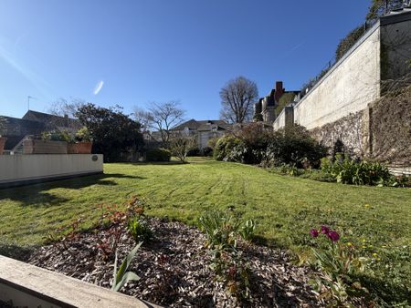 Location Appartement 1 pièce 27m² ANGERS 49100 - Photo 4