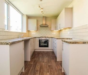 Torridon Road, Hanging Heaton, WF12 - Photo 6