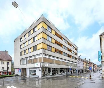 "Rénové, Beau, grand appartement avec balcon!" - Photo 6