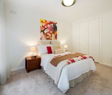 1/2B Fernhurst Grove, Kew VIC 3101 - Photo 2