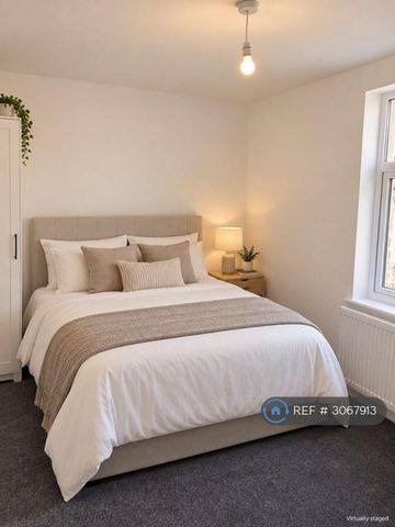 2 bedroom terraced house to rent - Photo 4