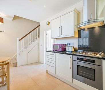 2 bedroom cottage to rent - Photo 1