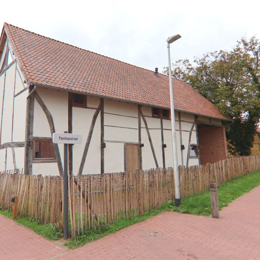 UNIEKE HUURWONING MET 2 SLKS + PRIVATIEVE BUITENRUIMTE - Photo 1