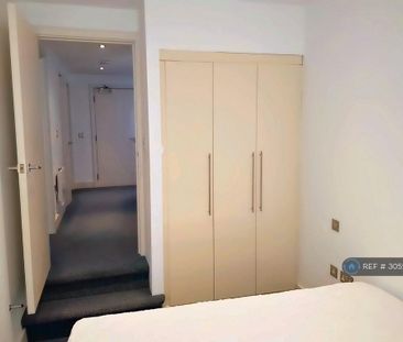 2 bedroom penthouse to rent - Photo 6