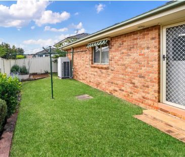 “Spacious 5-Bed Family Home in Peaceful Glenwood Location” - Photo 3