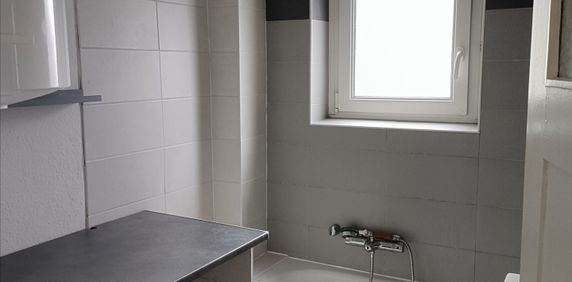 Location Appartement 4 pièces 73m² - Photo 2