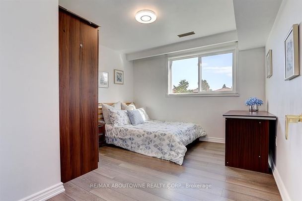 For Lease - 31 Lambeth Square Unit# #Main Floor 1, Toronto, Ontario - Photo 1