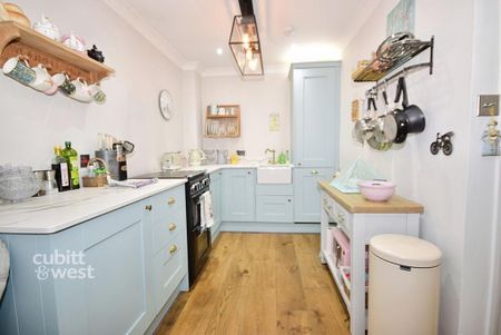 2 bedroom terraced house to rent - Photo 5