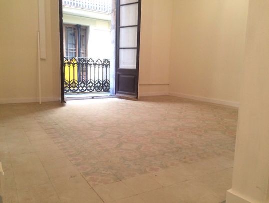 Estudio de alquiler en Carrer de Petritxol, 8, Barri Gòtic - Photo 1