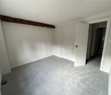 Available now, 4 Coach House Cottages is a welcoming two bedroomed,... - Photo 3