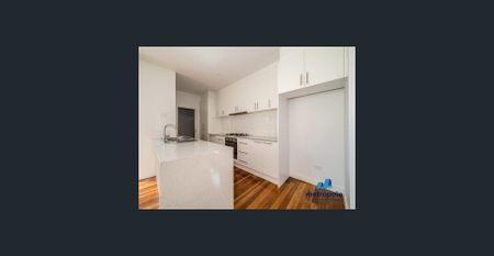 PRIVATE & SPACIOUS HOME LIVING - Photo 5