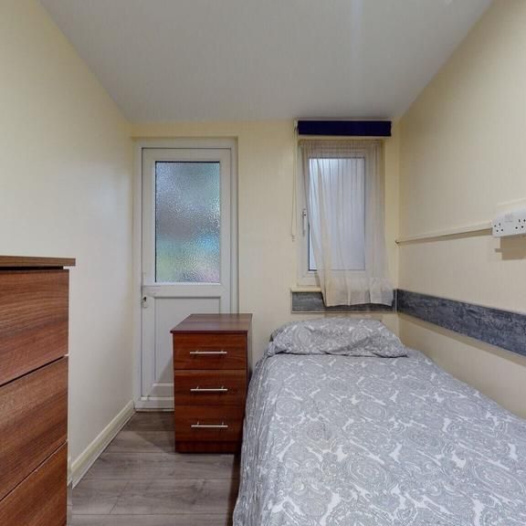 Flat share to rent - Photo 1