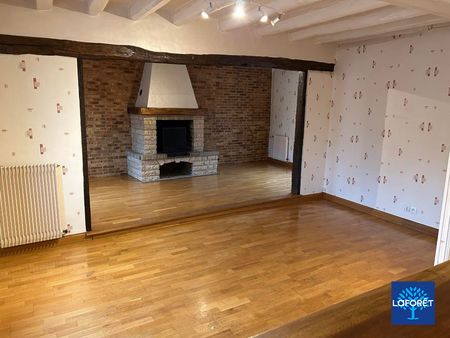 Apartment - Photo 2
