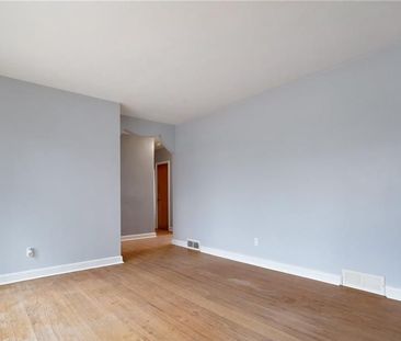 For Lease - 15 East Avenue, New Tecumseth, Ontario - Photo 4