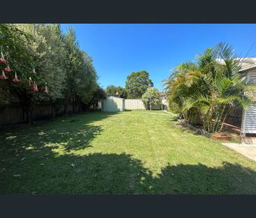 17 Elia Avenue, Nowra, NSW 2541 - Photo 2
