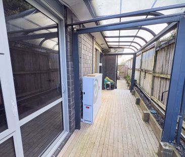 2BR Granny flat with ALL utilities included - Photo 6