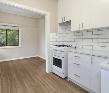 Cozy Ballarat East Home - Photo 2