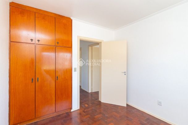 Apartamento com 2 quartos e 66m² para alugar em Menino Deus, Porto Alegre. - Photo 1