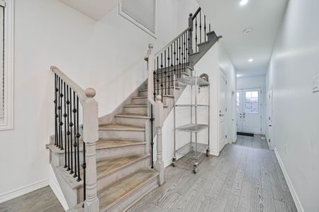 For Lease - 4 Hashmi Place, Brampton, Ontario - Photo 5