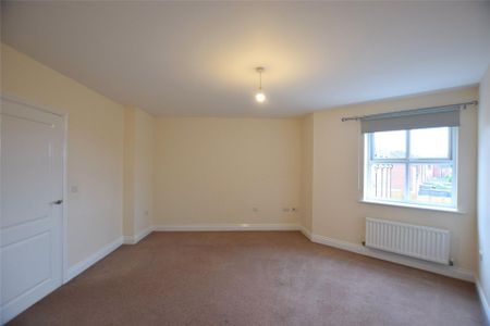 Churchill Road, Gateshead, NE8 - Photo 2