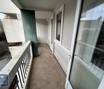 Location Appartement 4 pièces 75m² CHERBOURG-EN-COTENTIN 50100 - Photo 3