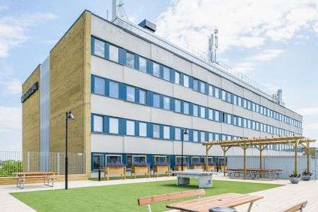 Skäggetorps Centrum, Linköping - Photo 3