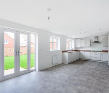 4 bedroom detached house to rent - Photo 4